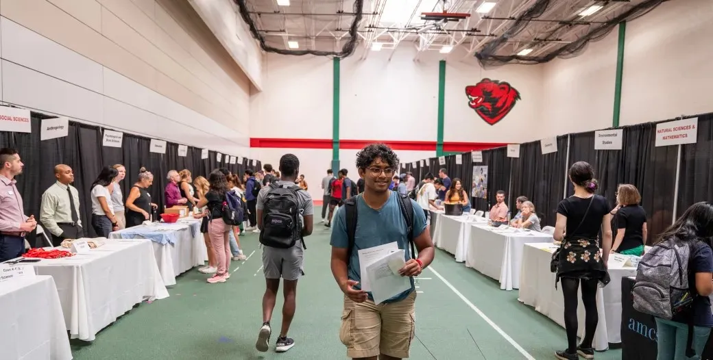 "Image of visitors from the 2023 Major Minor Fair at WashU"