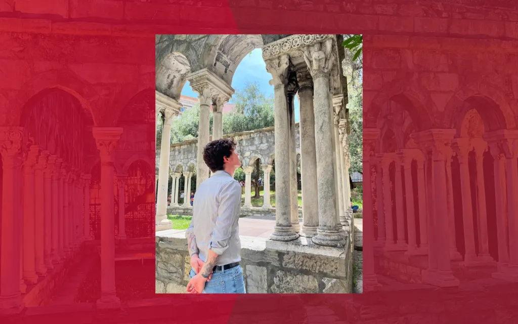 Lee Morrison visiting cloister of Sant'Andrea in Genoa