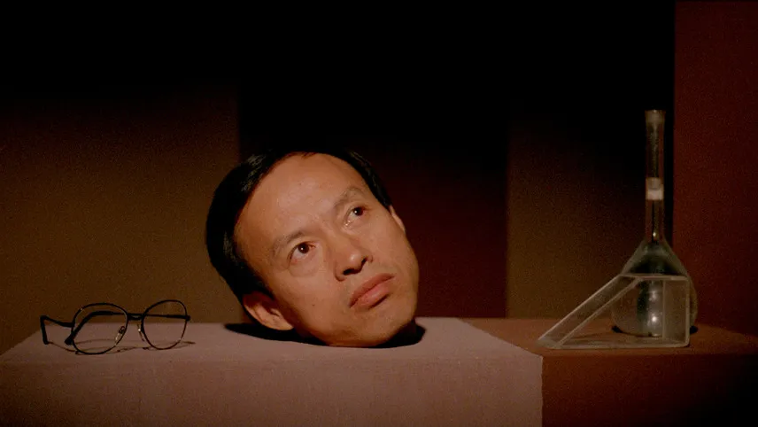 "a scene from the 1986 Chinese science-fiction satirical comedy film Dislocation (错位), directed by Huang Jianxin and starring Liu Zifeng as the engineer Zhao Shuxin."